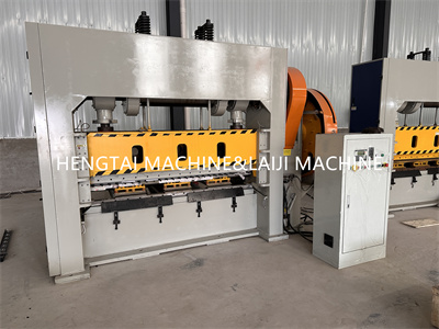 MÁQUINA DE MALLA CICLÓNICA  Máquina para fabricar malla de metal expandido